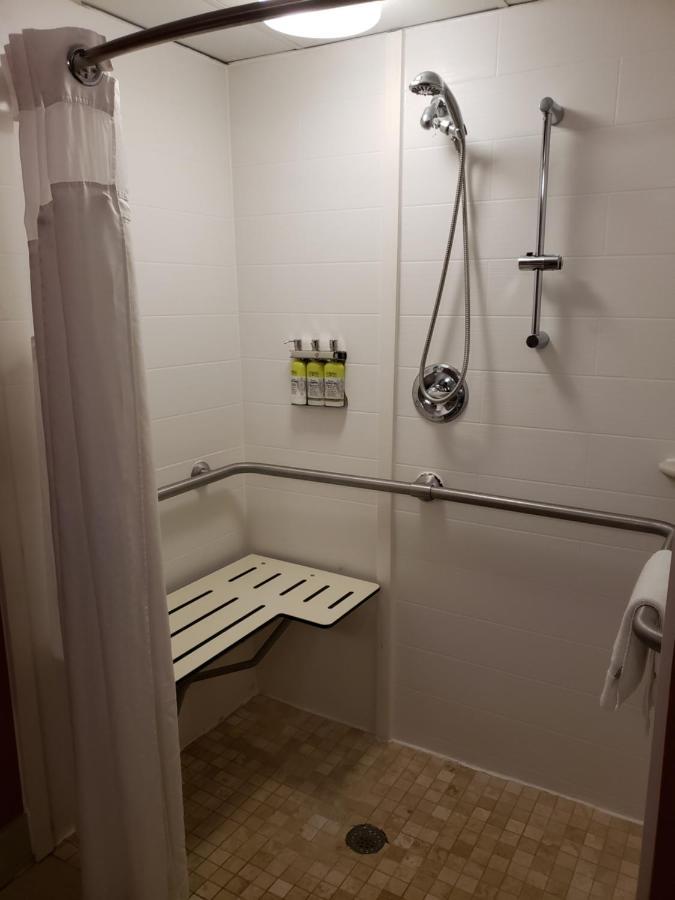 Holiday Inn Express Richmond-Brandermill-Hull Street By Ihg Zewnętrze zdjęcie