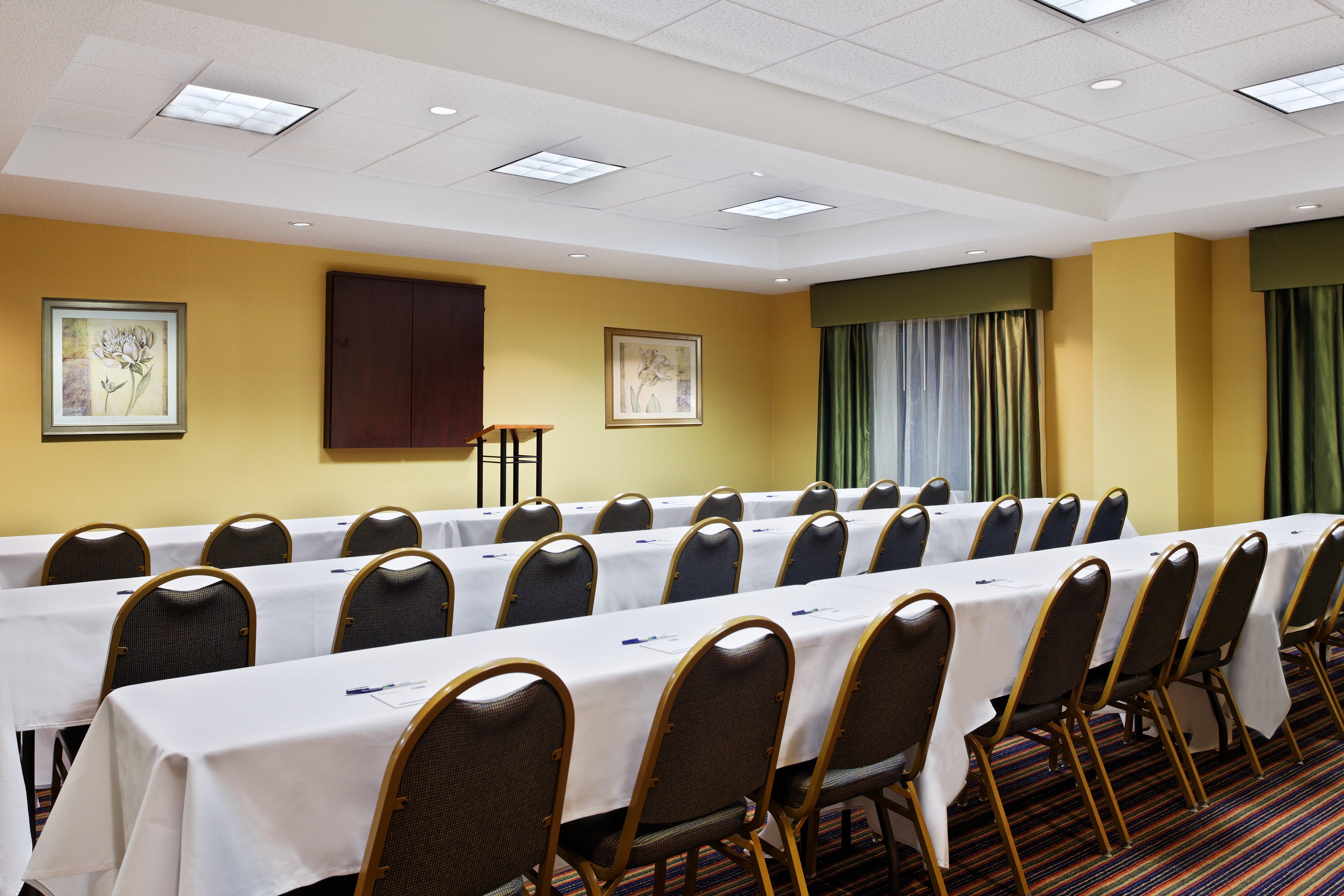 Holiday Inn Express Richmond-Brandermill-Hull Street By Ihg Zewnętrze zdjęcie